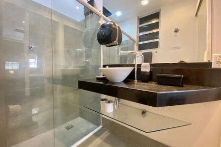 Apartamento à venda com 46m², 1 quarto e 1 vaga Apartamento à venda com 46m², 1 quarto e 1 vagaBanheiro