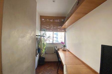 Apartamento à venda com 46m², 1 quarto e 1 vaga Apartamento à venda com 46m², 1 quarto e 1 vagaSala