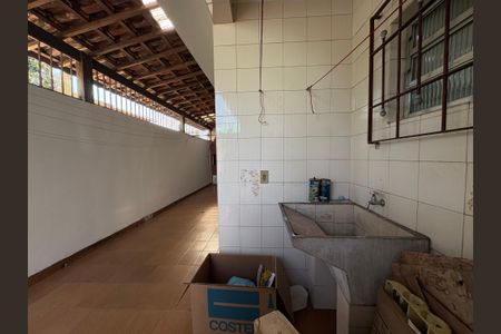 Casa para alugar com 160m², 2 quartos e 2 vagas Casa para alugar com 160m², 2 quartos e 2 vagasLavanderia