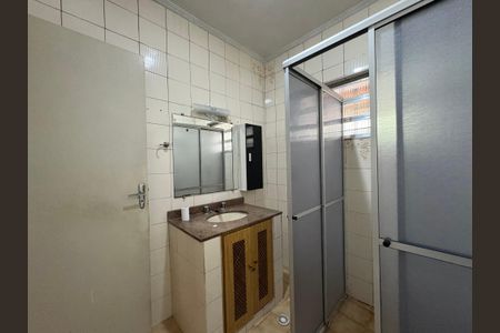 Casa para alugar com 160m², 2 quartos e 2 vagas Casa para alugar com 160m², 2 quartos e 2 vagasBanheiro