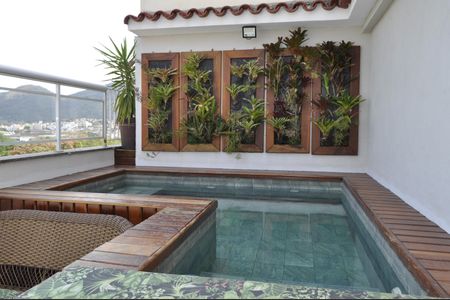 Apartamento à venda com 139m², 3 quartos e 1 vagaÁrea comum