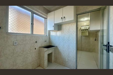 Apartamento à venda com 90m², 3 quartos e 2 vagasÁrea de serviço