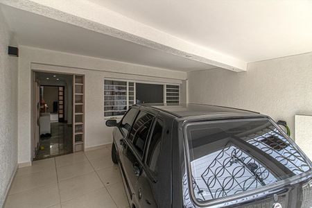 Casa à venda com 160m², 4 quartos e 2 vagas Casa à venda com 160m², 4 quartos e 2 vagasÁrea comum