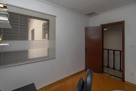 Casa à venda com 160m², 4 quartos e 2 vagas Casa à venda com 160m², 4 quartos e 2 vagasQuarto 2