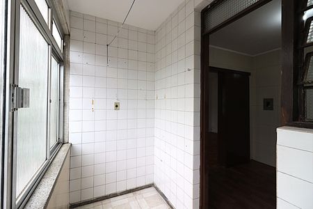 Apartamento para alugar com 68m², 2 quartos e sem vagaÁrea de Serviço