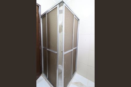 Apartamento para alugar com 68m², 2 quartos e sem vagaBanheiro