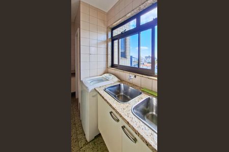Apartamento à venda com 420m², 5 quartos e 6 vagas Apartamento à venda com 420m², 5 quartos e 6 vagasÁrea de Serviço