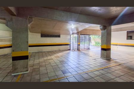 Apartamento à venda com 420m², 5 quartos e 6 vagas Apartamento à venda com 420m², 5 quartos e 6 vagasGaragem