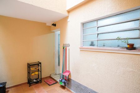 Casa à venda com 138m², 3 quartos e 1 vagaÁrea de serviço