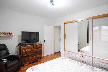 Casa à venda com 138m², 3 quartos e 1 vagaSuíte 1