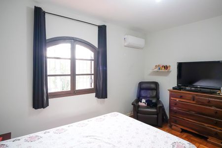 Casa à venda com 138m², 3 quartos e 1 vagaSuíte 1