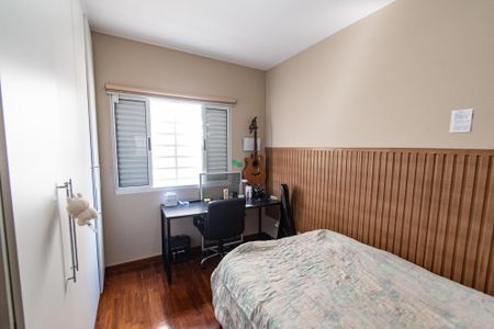 Casa à venda com 270m², 3 quartos e 4 vagasSuíte 2