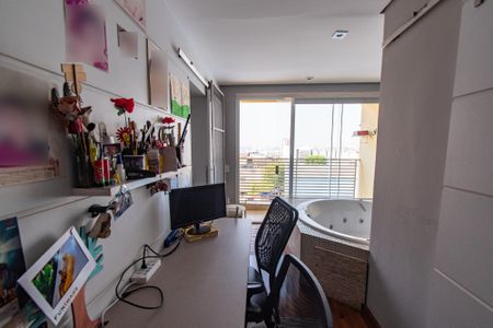 Casa à venda com 270m², 3 quartos e 4 vagasSuíte 3