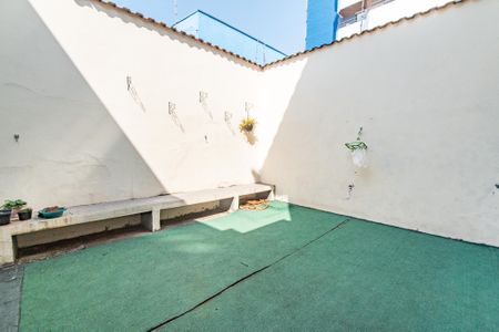 Casa à venda com 270m², 3 quartos e 4 vagasCasa 2 - quintal