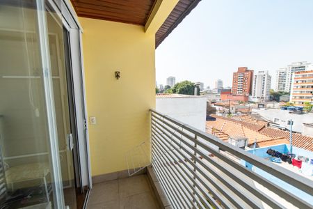 Casa à venda com 270m², 3 quartos e 4 vagasVaranda da suíte 3