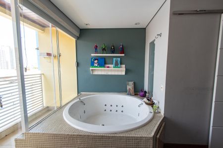 Casa à venda com 270m², 3 quartos e 4 vagasSuíte 3