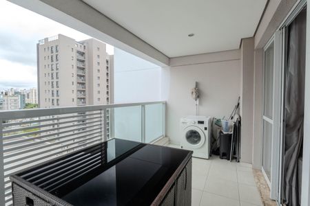 Apartamento à venda com 33m², 1 quarto e 1 vaga Apartamento à venda com 33m², 1 quarto e 1 vagaSacada