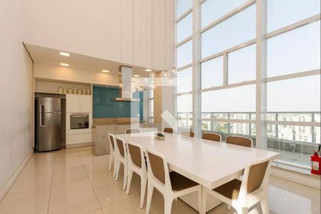 Apartamento à venda com 33m², 1 quarto e 1 vaga Apartamento à venda com 33m², 1 quarto e 1 vagaÁrea comum - Salão de festas