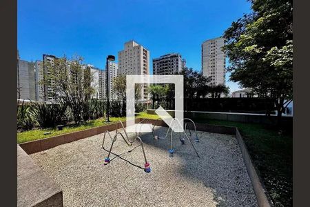 Apartamento à venda com 33m², 1 quarto e 1 vaga Apartamento à venda com 33m², 1 quarto e 1 vagaÁrea comum - Playground