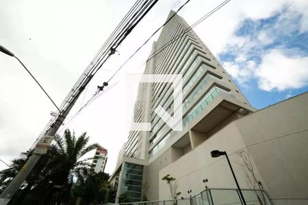 Apartamento à venda com 33m², 1 quarto e 1 vaga Apartamento à venda com 33m², 1 quarto e 1 vagaFachada