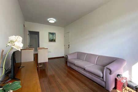 Sala de apartamento à venda com 2 quartos, 65m² em Sagrada Família, Belo Horizonte