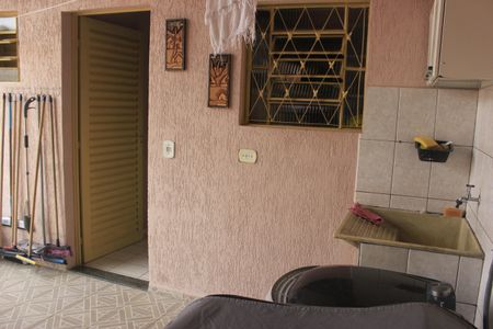 Casa à venda com 220m², 3 quartos e 8 vagasÁrea de Serviço e Espaço Gourmet