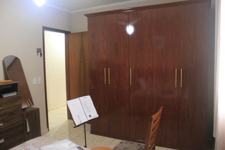 Casa à venda com 220m², 3 quartos e 8 vagasQuarto 1