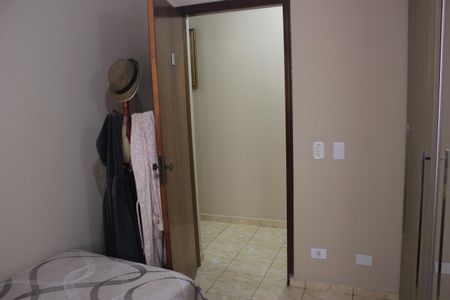 Casa à venda com 220m², 3 quartos e 8 vagasQuarto 2