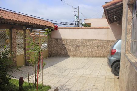 Casa à venda com 220m², 3 quartos e 8 vagasQuintal e garagem