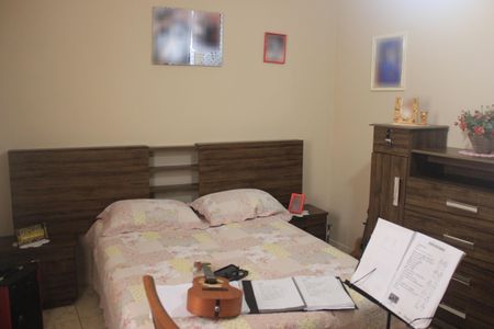 Casa à venda com 220m², 3 quartos e 8 vagasQuarto 1