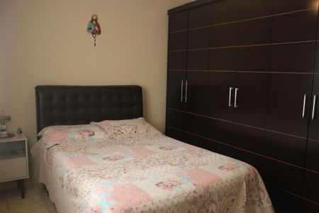 Casa à venda com 220m², 3 quartos e 8 vagasQuarto 3