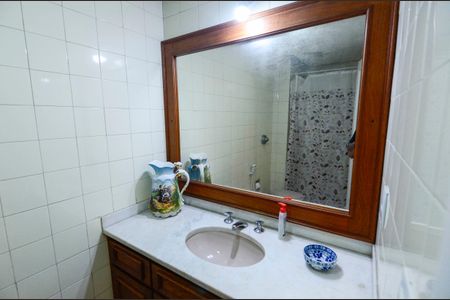 Apartamento para alugar com 100m², 3 quartos e 2 vagasBanheiro Social