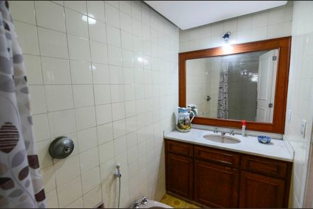 Apartamento para alugar com 100m², 3 quartos e 2 vagasBanheiro Social