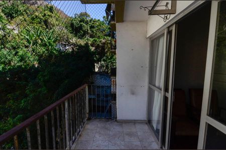 Apartamento para alugar com 100m², 3 quartos e 2 vagasVaranda