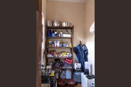 Casa à venda com 360m², 3 quartos e 2 vagas Casa à venda com 360m², 3 quartos e 2 vagasQuarto de Serviço