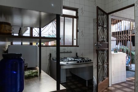 Casa à venda com 360m², 3 quartos e 2 vagas Casa à venda com 360m², 3 quartos e 2 vagasCozinha