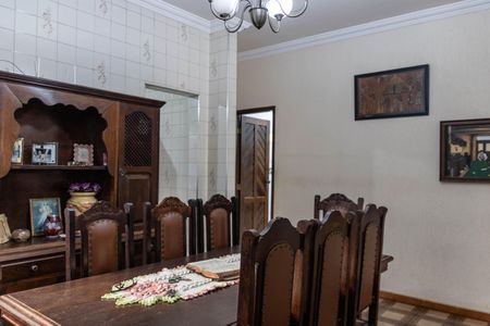 Casa à venda com 360m², 3 quartos e 2 vagas Casa à venda com 360m², 3 quartos e 2 vagasCopa