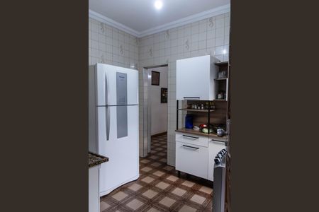 Casa à venda com 360m², 3 quartos e 2 vagas Casa à venda com 360m², 3 quartos e 2 vagasCozinha