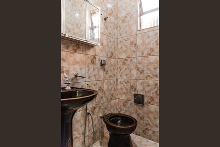 Casa à venda com 360m², 3 quartos e 2 vagas Casa à venda com 360m², 3 quartos e 2 vagasBanheiro da Suíte