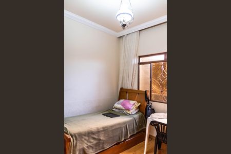 Casa à venda com 360m², 3 quartos e 2 vagas Casa à venda com 360m², 3 quartos e 2 vagasQuarto 2