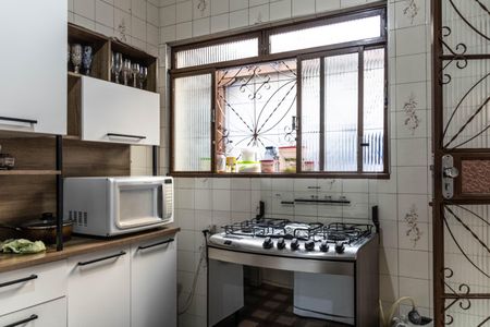 Casa à venda com 360m², 3 quartos e 2 vagas Casa à venda com 360m², 3 quartos e 2 vagasCozinha