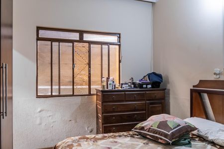 Casa à venda com 360m², 3 quartos e 2 vagas Casa à venda com 360m², 3 quartos e 2 vagasSuíte