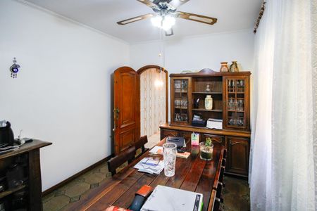 Casa para alugar com 255m², 3 quartos e 2 vagas Casa para alugar com 255m², 3 quartos e 2 vagasSala de Jantar
