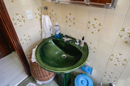 Casa para alugar com 255m², 3 quartos e 2 vagas Casa para alugar com 255m², 3 quartos e 2 vagasBanheiro Social