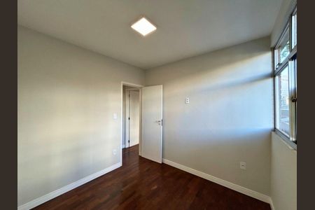 Apartamento à venda com 110m², 4 quartos e 2 vagas