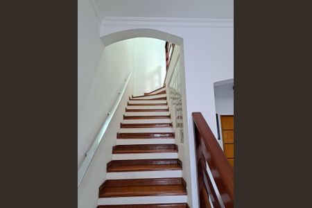 Casa à venda com 90m², 3 quartos e 1 vaga Casa à venda com 90m², 3 quartos e 1 vagaESCADA