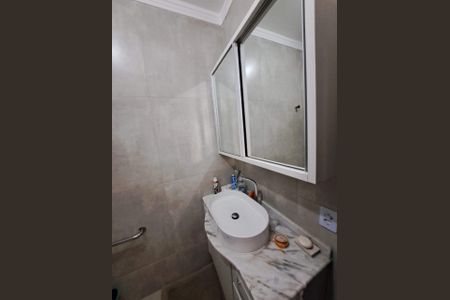 Casa à venda com 90m², 3 quartos e 1 vaga Casa à venda com 90m², 3 quartos e 1 vagaBANHEIRO