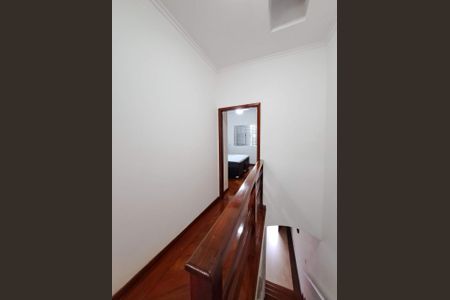 Casa à venda com 90m², 3 quartos e 1 vaga Casa à venda com 90m², 3 quartos e 1 vagaCORREDOR