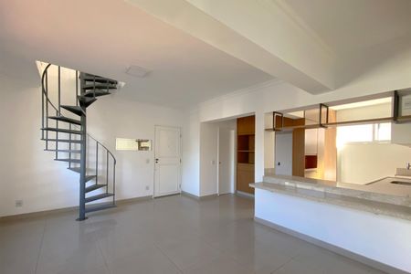 Apartamento para alugar com 185m², 3 quartos e 2 vagas Apartamento para alugar com 185m², 3 quartos e 2 vagasSala