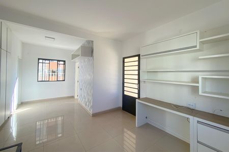 Apartamento para alugar com 185m², 3 quartos e 2 vagas Apartamento para alugar com 185m², 3 quartos e 2 vagasSala de Estar